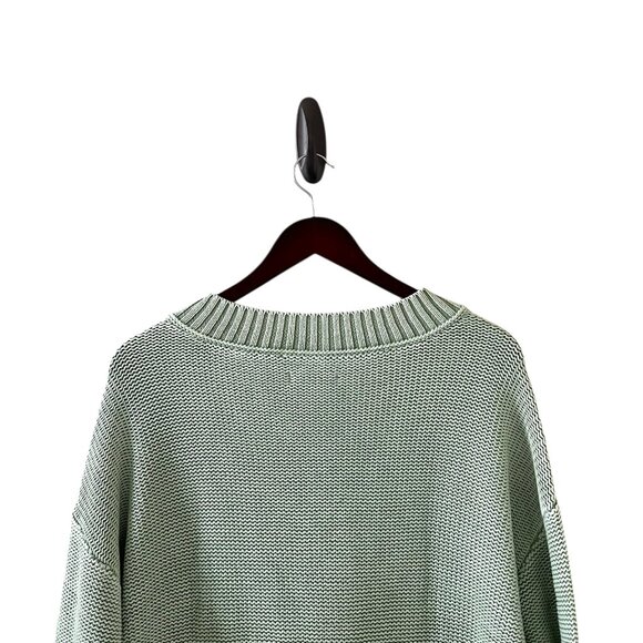 American Eagle NEW Long Weekend V-Neck Sweater In Green Size M - Picture 10 of 15